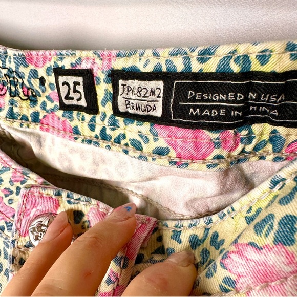 Miss Me Bermuda Shorts Stretch Denim Rhinestone Y2K Western 25 Floral Leopard - Picture 9 of 17